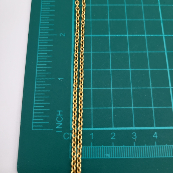 ☀️ 3/$40 Classic Gold Double Layer Necklace - Picture 3 of 5